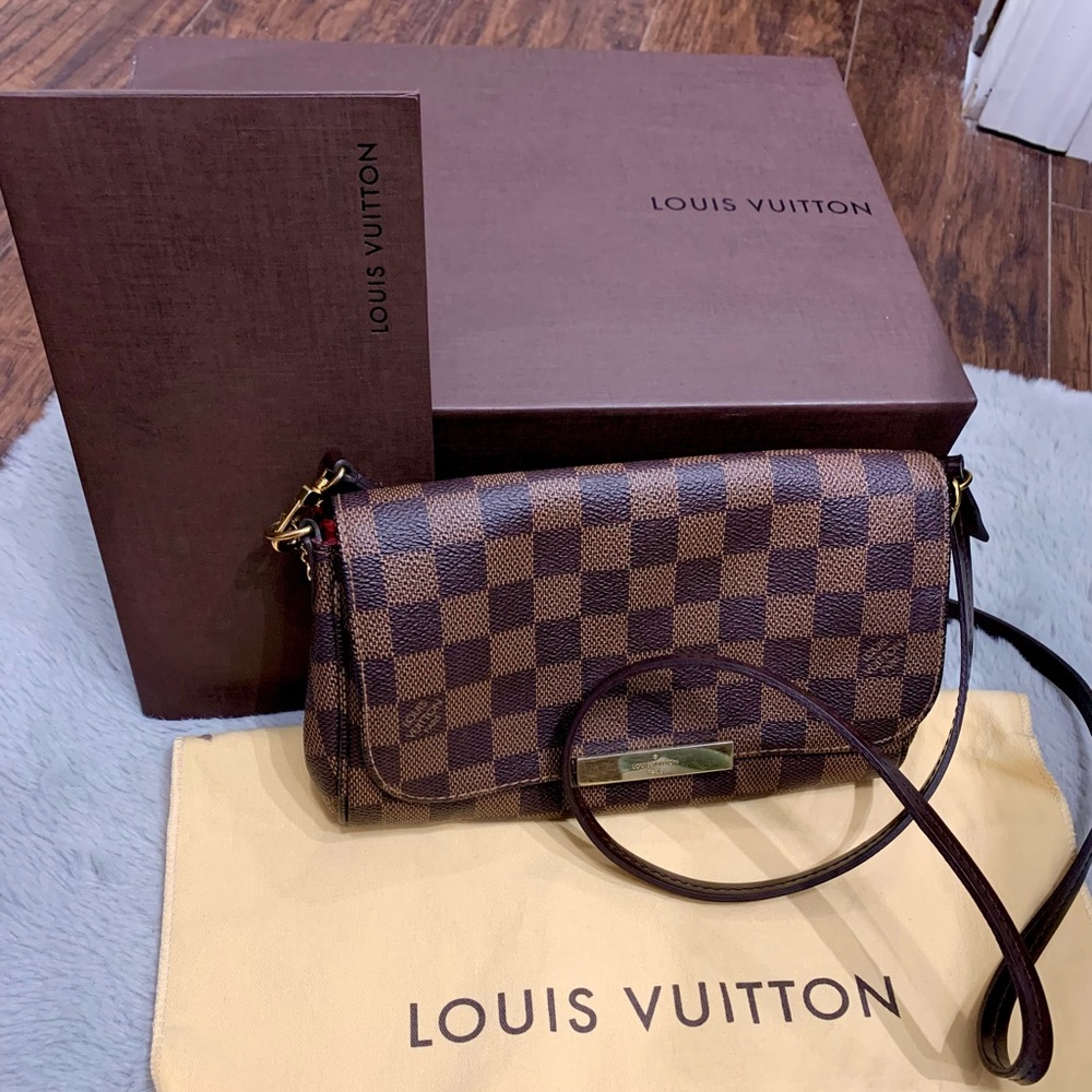 Authentic Louis Vuitton favorite pm Damier ebene